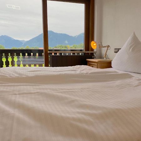 Grosszuegige Ferienwohnung Am Tegernsee Mit Suedbalkon Und Wallbergblick Bad Wiessee Eksteriør bilde